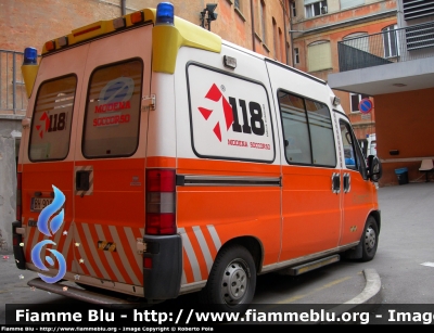 Fiat Ducato II Serie
118 Modena Soccorso
Azienda USL di Modena
Ambulanza "MO1617"
Parole chiave: Fiat_Ducato_II_Serie_118_Modena