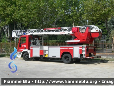 Iveco EuroFire 150E28 II serie 
Vigili del Fuoco
Comando Provinciale di Modena
AutoScala da 30 metri allestimento Iveco-Magirus
VF 22939
Parole chiave: Iveco EuroFire_150E28_IIserie VF22939