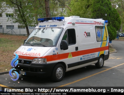 Fiat Ducato III serie
Misericordia di Pievepelago
Allestita Mariani Fratelli
Parole chiave: Fiat Ducato_IIIserie 118_Modena Ambulanza Misericordia_Pievepelago