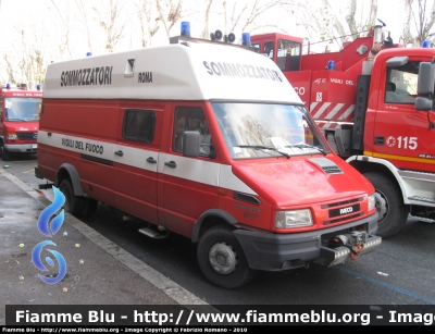 Iveco Daily II serie
Vigili del Fuoco
Comando Provinciale di Roma
Nucleo Sommozzatori
Parole chiave: Iveco Daily_IIserie VF