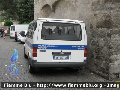 Ford Transit V serie
Polizia Municipale - StadtPolizei
Merano - Meran (BZ)
*Nuova Livrea e Nuova Targa*
POLIZIA LOCALE YA 016 AD
Parole chiave: Ford Transit_Vserie POLIZIALOCALEYA016AD