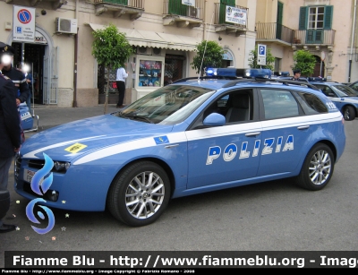 Alfa Romeo 159 Sportwagon
Polizia di Stato
Polizia Stradale di scorta al "Giro d'Italia 2008" di ciclismo
POLIZIA F8645
Parole chiave: Alfa-Romeo 159_Sportwagon PoliziaF8645