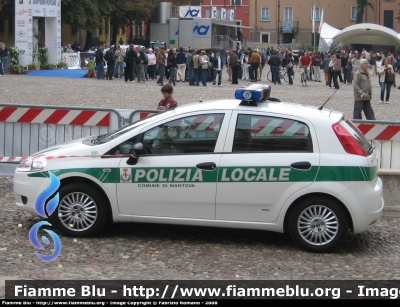 Fiat Grande Punto
Polizia Locale Mantova
Parole chiave: Fiat Grande_Punto PM_Mantova