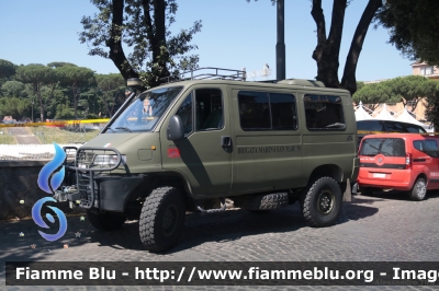 Scam Aris SMT55 4x4
Marina Militare
Brigata marina "San Marco"
1° Reggimento "San Marco"
MM CI 372 
Parole chiave: Scam-Aris SMT5_4x4 MMCI372 Festa_della_Repubblica_2017