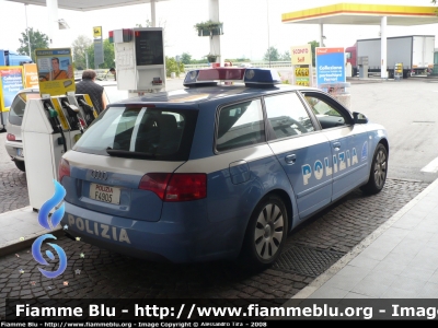 Audi A4 Avant IV serie
Polizia di Stato
Polizia Stradale in servizio sulla rete autostradale di SATAP
POLIZIA F4905 
Parole chiave: Audi A4_Avant_IVserie PoliziaF4905