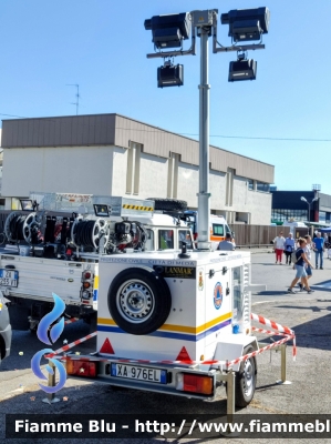 Lanmar Mobilux
Gruppo Comunale Volontari di Protezione Civile
Città di Meda (MB)
Rimorchio con torre faro
Parole chiave: Lanmar Mobilux torre_faro rimorchio Protezione_Civile PC Meda MB