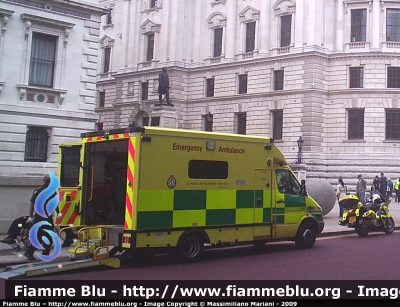 Mercedes-Benz Sprinter II serie
Great Britain - Gran Bretagna
 London Ambulance
Parole chiave: Mercedes-Benz_Sprinter_II_serie London_Ambulance_Service Motomedica Ambulanza