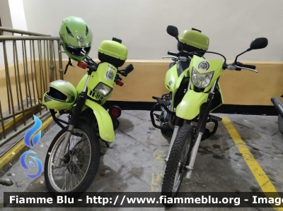 Suzuki e Honda XRE300
Colombia
Policía Nacional de Colombia
Museo Histórico de la Policía Nacional, Bogotá
Parole chiave: Suzuki Honda XRE300 Colombia polizia policia motocicletta moto