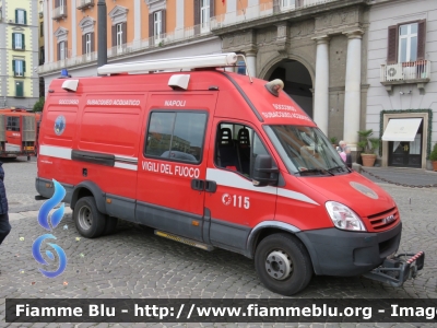 Iveco Daily IV serie
Vigili del Fuoco
Comando Provinciale di Napoli
Nucleo Soccorso Subacqueo Acquatico
Allestimento Elevox
Parole chiave: Iveco Daily_IVserie