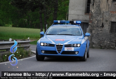 Alfa Romeo 159 Sportwagon Q4
Polizia di Stato
Polizia Stradale
POLIZIA H0714
In scorta alla "Mille Miglia 2010"
Parole chiave: Alfa-Romeo 159_Sportwagon_Q4 PoliziaH0714