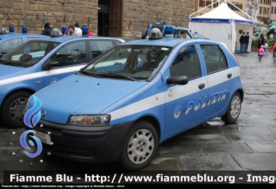 Fiat Punto II serie
Polizia di Stato
Servizio Aereo
POLIZIA E5949
Parole chiave: Fiat Punto_IIserie PoliziaE5949 Festa_della_Polizia_2010