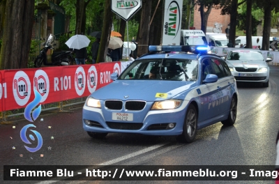 Bmw 320 Touring E91 restyle
Polizia di Stato
Polizia Stradale
POLIZIA H4212
in scorta al Giro d'Italia 2013
Parole chiave: Bmw 320_Touring_E91_restyle POLIZIAH4212 Giro_Italia_2013