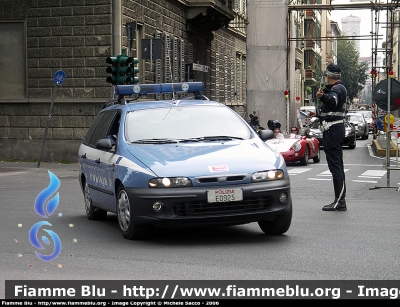 Fiat Marea Weekend I serie
Polizia di Stato
Polizia Stradale in servizio alla Mille Miglia 2006
POLIZIA E0925
Parole chiave: Fiat Marea_Weekend_Iserie PoliziaE0925