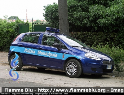  Fiat Grande Punto
Polizia Municipale Terni
DN 487 WP
Parole chiave: Fiat Grande_Punto