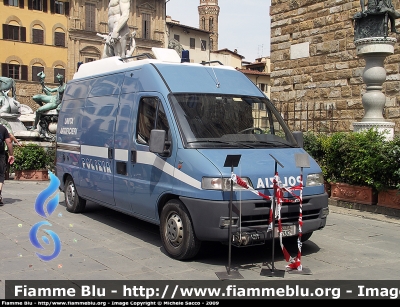 Fiat Ducato II serie
Polizia di Stato
Festa della Polizia 2009, Firenze
Artificeri
POLIZIA B5782
Parole chiave: Fiat Ducato_IIserie PoliziaB5782 Festa_della_Polizia_2009