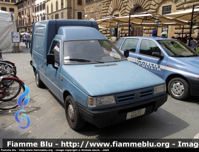 Fiat Fiorino II serie
Polizia di Stato
Festa della Polizia 2009, Firenze
POLIZIA B6623
Parole chiave: Fiat Fiorino_IIserie PoliziaB6623 Festa_della_Polizia_2009