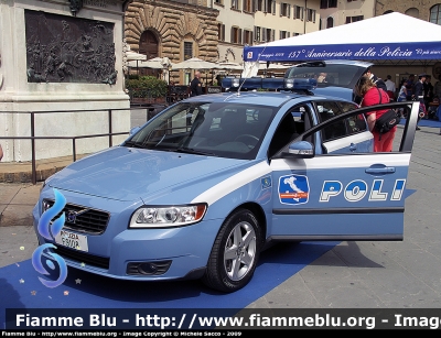 Volvo V50 II serie
Polizia di Stato
Festa della Polizia 2009, Firenze
Polizia Stradale in servizio sulla rete di Autostrade per l'Italia
POLIZIA F9108
Parole chiave: Volvo V50_IIserie PoliziaF9108 Festa_della_Polizia2009