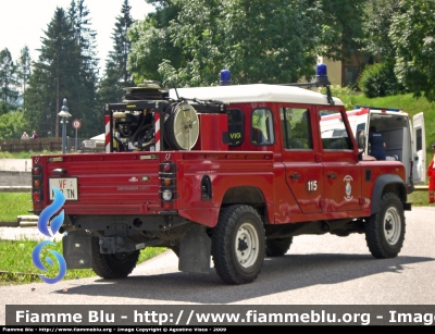 Land Rover Defender 130
Vigili del Fuoco
Corpo Volontario di Pozza di Fassa
VF K88 TN
Parole chiave: Land-Rover Defender_130 VFK88TN