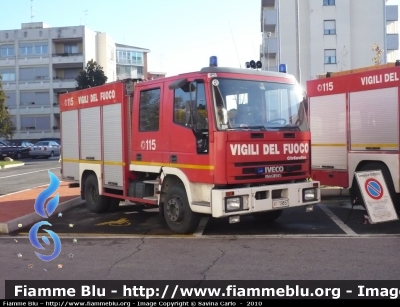 Iveco CityEuroFire 100E21 I serie
Vigili del Fuoco
Comando Provinciale di Vercelli
AutoPompaSerbatoio allestimento Iveco-Magirus
VF 19857
Parole chiave: Iveco CityEuroFire_100E21_Iserie VF19857 Santa_Barbara_2010