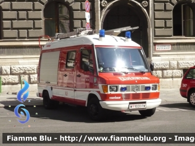 Mercedes-Benz Vario 410D
Österreich - Austria
Berufsfeuerwehr der Stadt Wien
Vigili del fuoco permanenti di Vienna
Distaccamento Rathaus 
KLF
Parole chiave: Mercedes-Benz Vario_410D