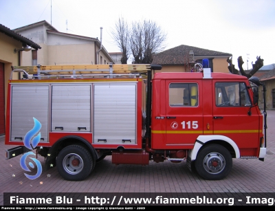 Iveco OM 79-13
Vigili del Fuoco
Comando Provinciale di Pavia
Distaccamento Volontario di Broni (PV)
AutoPompaSerbatoio
VF 14250
Parole chiave: Iveco OM 79-13 VF14250