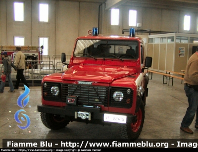 Land Rover Defender 90
Vigili del Fuoco
VF 22419
Parole chiave: Land_Rover Defender_90 VF22419