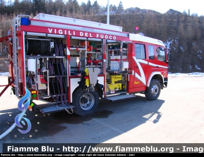 Mercedes-Benz Atego 1628 4x4 I serie
Vigili del Fuoco
Distretto di Trento
Corpo Volontario di Albiano (TN)
Allestimento Ziegler
VF 2D6 TN
Parole chiave: Mercedes-Benz Atego_1628_4x4_Iserie VF2D6TN