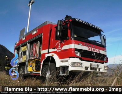 Mercedes-Benz Atego 1529 4x4 II serie 
Vigili del Fuoco
Unione distrettuale di Mezzolombardo
Corpo Volontario di Denno (TN)
AutoPompa allestimento BAI
VF 4D9 TN
Parole chiave: Mercedes-Benz Atego_1529_4x4_IIserie VF4D9TN