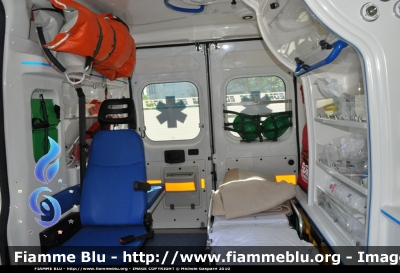 Fiat Ducato X250
Croce Verde Civitanova Marche (MC)
Ambulanza da soccorso per servizio 118
Allestimento "EDM" Forlì
Auto F1
Immatricolazione 2010
Particolare degli interni
Parole chiave: Fiat Ducato_X250 Ambulanza