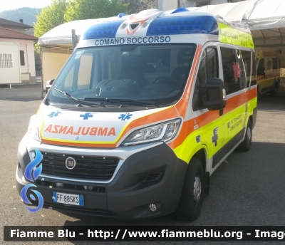 Fiat Ducato X290
Pubblica Assistenza Croce Azzurra Comano
Sigla Veicolo: "Hotel 10"
Allestimento "QTX Ambitalia"
Ambulanza di emergenza
