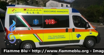 Fiat Ducato X290
Pubblica Assistenza Croce Azzurra Comano
Sigla Veicolo: "Hotel 10"
Allestimento "QTX Ambitalia"
Ambulanza di emergenza
