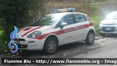 Fiat Punto VI serie
Polizia Municipale 
Comune di Signa (FI)
Allestimento Ciabilli
A 1
POLIZIA LOCALE YA 278 AH
