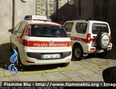 Fiat Punto Evo
Polizia Municipale Fivizzano
Allestimento Ciabilli
Automezzo 01
POLIZIA LOCALE YA 956 AG
Parole chiave: Fiat Punto_Evo PoliziaLocaleYA956AG