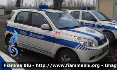 Daihatsu Terios II serie
Polizia Municipale Unione Val d'Enza (RE)
POLIZIA LOCALE YA 234 AB
Parole chiave: Daihatsu Terios_IIserie POLIZIALOCALEYA234AB