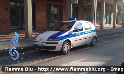 Fiat Punto II serie
Polizia Municipale 
Comune di Sarzana (SP)
Parole chiave: Fiat Punto_IIserie