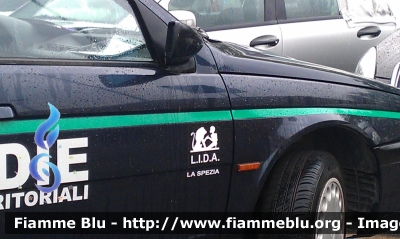 Alfa Romeo 155 II serie
Guardie Zoofile
Lega Italiana dei Diritti dell'Animale (L.I.D.A.)
Squadra Operativa G.P.G. di La Spezia
Particolare logo associativo
Parole chiave: Alfa-Romeo 155_IIserie