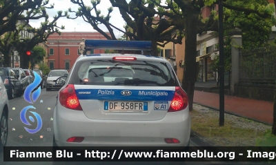 Kia Cee'd
Polizia Municipale
Comune di Sarzana (SP)
Pronto Intervento
Auto A1
Allestimento Ciabilli
Parole chiave: Kia Cee'd