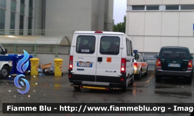 Fiat Ducato III serie
Azienda USL di Parma
118 Parma Soccorso
Automezzo logistico con pedana posteriore
Parole chiave: Fiat Ducato_IIIserie