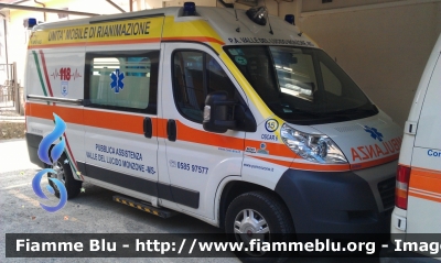 Fiat Ducato X250
P.A. Valle del Lucido Monzone (MS)
Unità Mobile di Rianimazione
M 15 - OSCAR 6
Allestimento Cevi - Carrozzeria Europea 
Parole chiave: Fiat Ducato_X250 Ambulanza