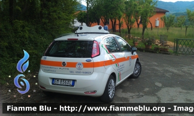 Fiat Punto IV serie
Pubblica Assistenza Avis Fivizzano 
Allestimento ARICAR
CODICE AUTOMEZZO: 24
