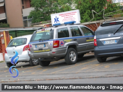 Jeep Grand Cherokee
Protezione Civile
Consolato del Mare
Sesta zona Marittima - Toscana
Sede Regionale di Marina di Carrara (MS)
Parole chiave: Jeep Grand_Cherokee