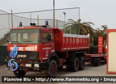 Iveco 330-35
Vigili del Fuoco
Comando Provinciale di Cagliari
VF 14056
Parole chiave: Iveco 330-35 VF14056 Santa_Barbara_2014