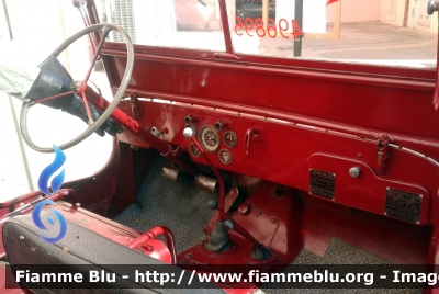 Jeep Willys
Polizia di Stato
Reparto Celere
Esemplare esposto presso il Museo delle auto della Polizia di Stato
POLIZIA 2681
Parole chiave: Jeep Willys POLIZIA2681