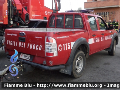 Ford Ranger VII serie
Vigili del Fuoco
Comando Provinciale di Cagliari
Nucleo Cinofili
Allestimento ARIS Fire
VF 25556
Parole chiave: Ford Ranger_VIIserie VF25556 Santa_Barbara_2014