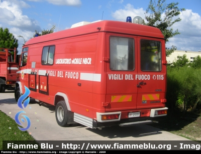 Mercedes-Benz Vario 612D
Vigili del Fuoco
Comando Provinciale di Cagliari
VF 21306
Parole chiave: Mercedes-Benz Vario_612D VF21306