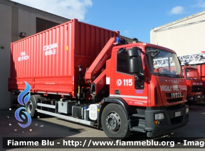 Iveco EuroCargo 180E30 III serie 
Vigili del Fuoco
Comando Provinciale di Cagliari
Colonna Mobile Regionale
Autocarro con gru PM allestimento Iveco-Magirus
VF 26742
