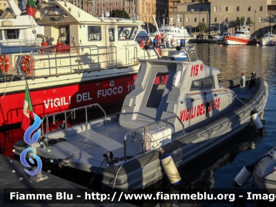 Gommone
Vigili del Fuoco
Comando Provinciale di Cagliari
Nucleo Sommozzatori
Parole chiave: Gommone