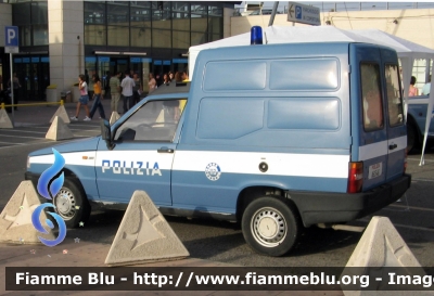 Fiat Fiorino II serie
Polizia di Stato
Polizia A6546
Parole chiave: Fiat Fiorino_IIserie PoliziaA6546