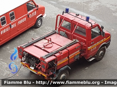 Iveco Fauno
Vigili del Fuoco
Comando Provinciale Siena
Allestimento Rampini
VF 17611
Parole chiave: Iveco Fauno VF17611