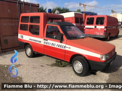 Fiat Fiorino II serie
Vigili del Fuoco
Comando provinciale di Bari
Nucleo Videodocumentazione
VF 17354
Parole chiave: Fiat Fiorino_IIserie VF17354 Santa_Barbara_2022